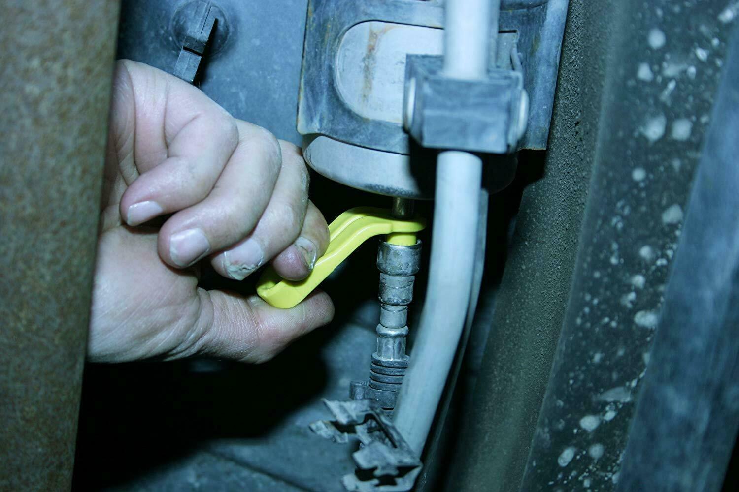 Lisle 39400 Ford Chrysler A/C Air Conditioning Fuel Line Angled Disconnect Tool