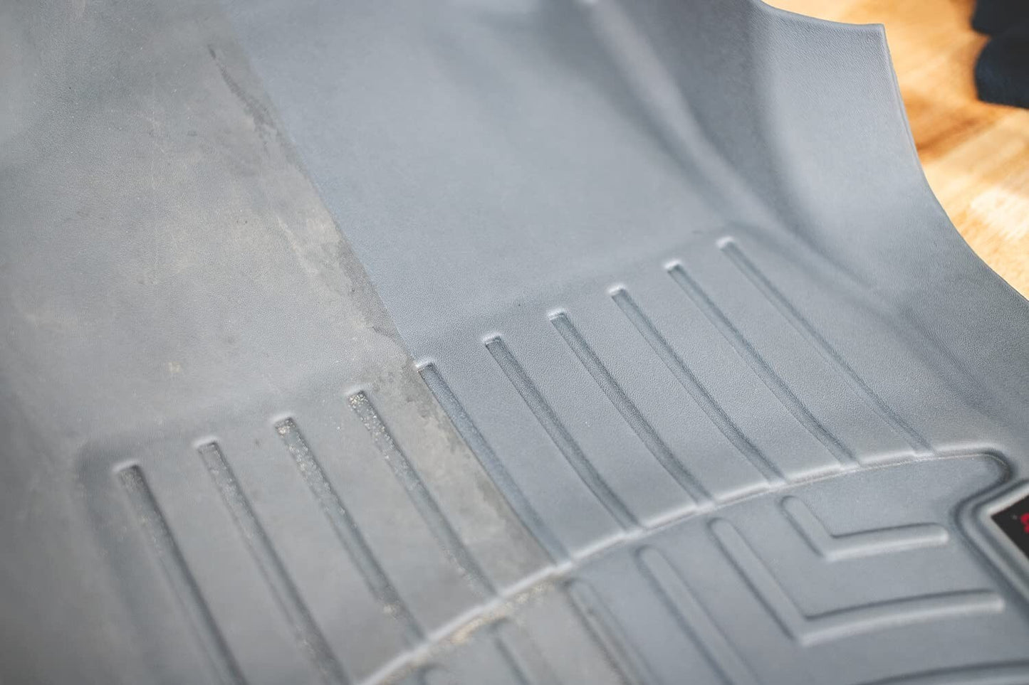 Solution Finish Grey Plastic & Vinyl Restorer Use for Car and Truck Detailing