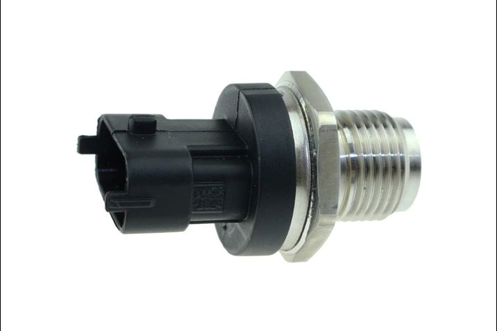 Fuel Rail Pressure Sensor For Nissan Navara ZD30 0281006244 Diesel